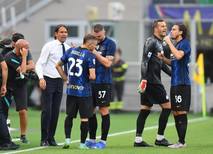 HLV Simone Inzaghi đang dẫn dắt Inter đến đỉnh cao