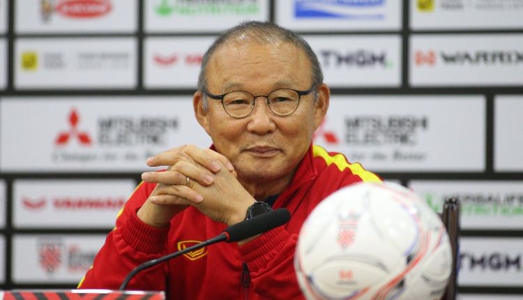 HLV Park Hang Seo cân nhắc gắn bó với bóng đá Việt Nam